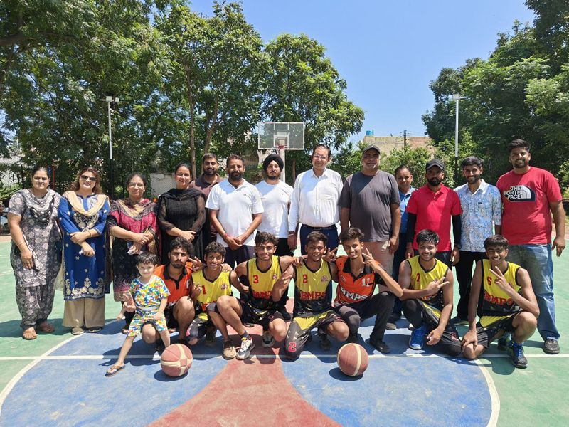 Basketball 13